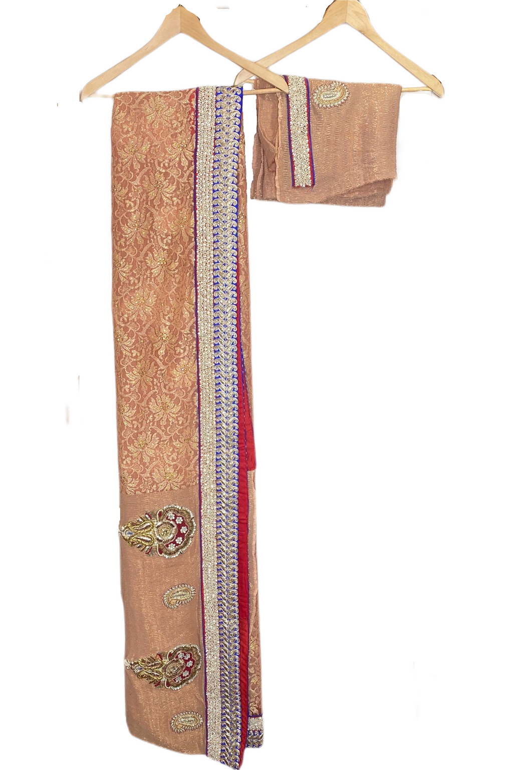 Saree: Gold & Stone Bute with Pearl & Stone Border. Shimmer Lace Pallu with Gold Stones Material: Shimmer Crushed Georgette Saree, Lace Pallu Colour: Peach