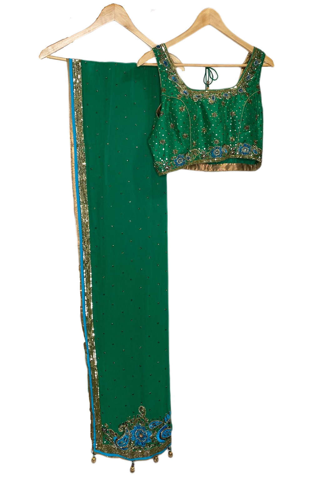 Saree: Golden Sequins & Pipe work with Blue Velvet & Thread Work Material: Georgette  Colour: Green & Blue Blouse: Golden Sequins & Pipe work with Blue Velvet & Thread Work Material: Silk Size: Bust 40 (3" extra material) Colour: Green & Blue